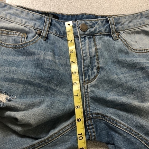 William Rast Distressed Jeans - Picture 12 of 14